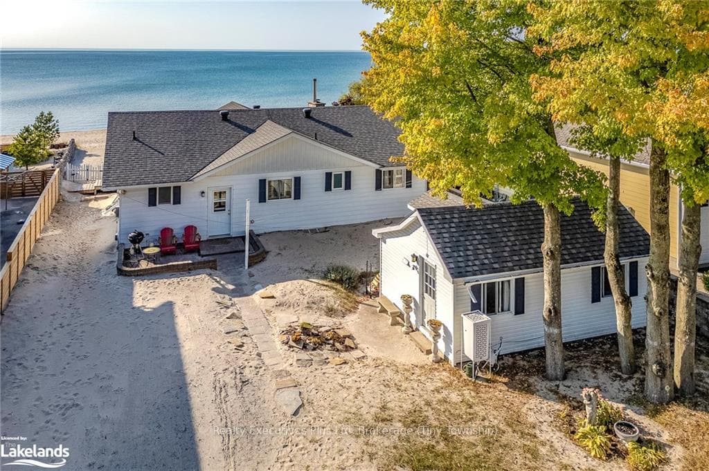 874 TINY BEACHES Road photo 12