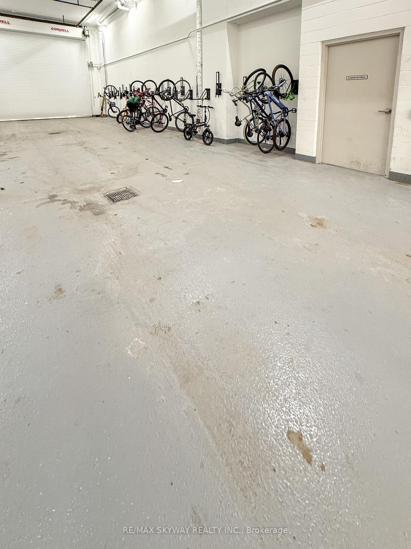 370 Martha Street Unit 1405 photo 32