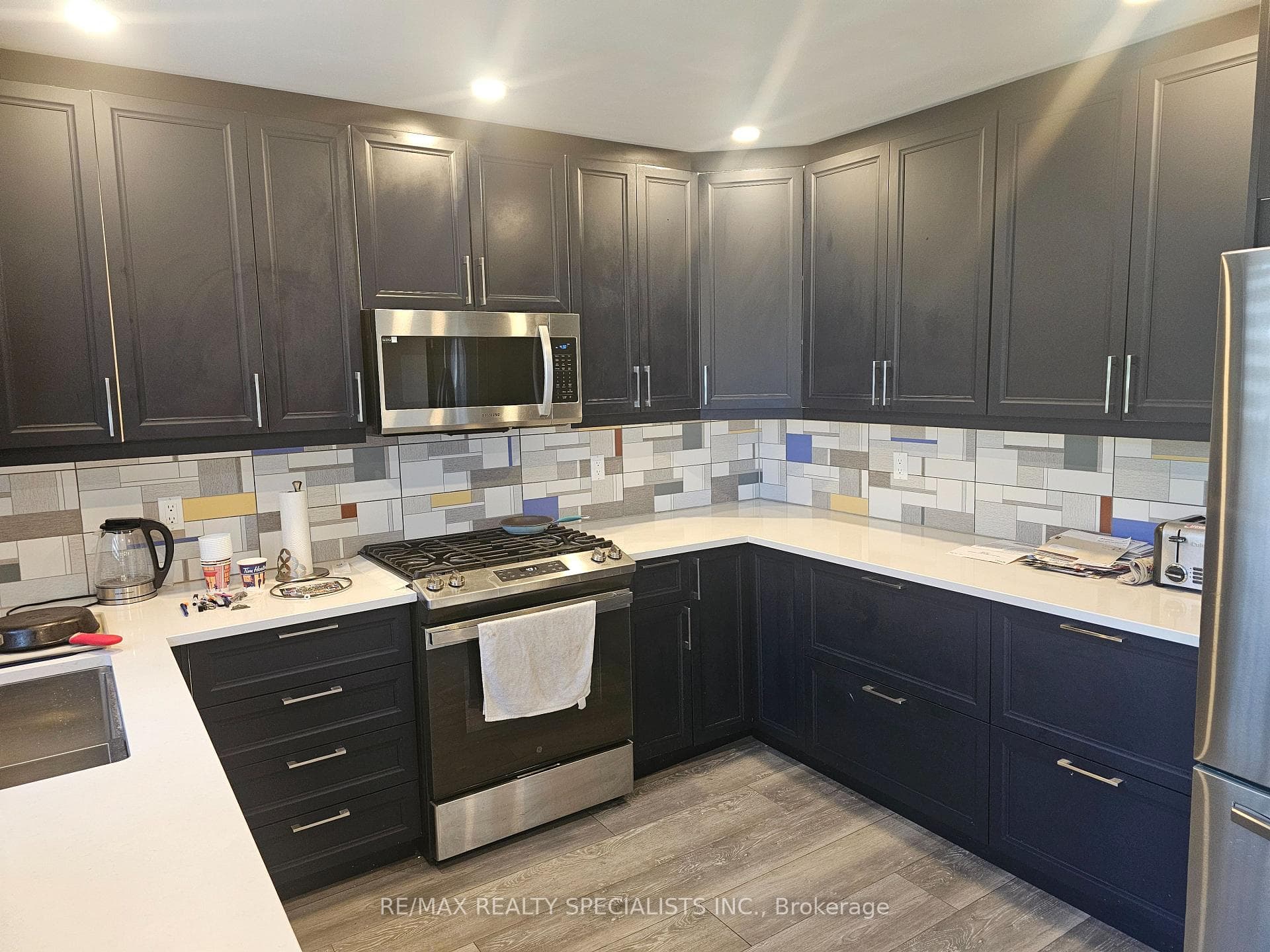 283 Delancey Boulevard photo 10