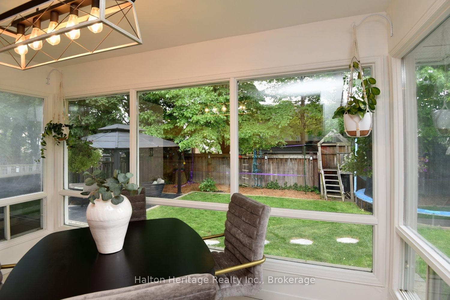 2039 Hunters Wood Drive photo 14