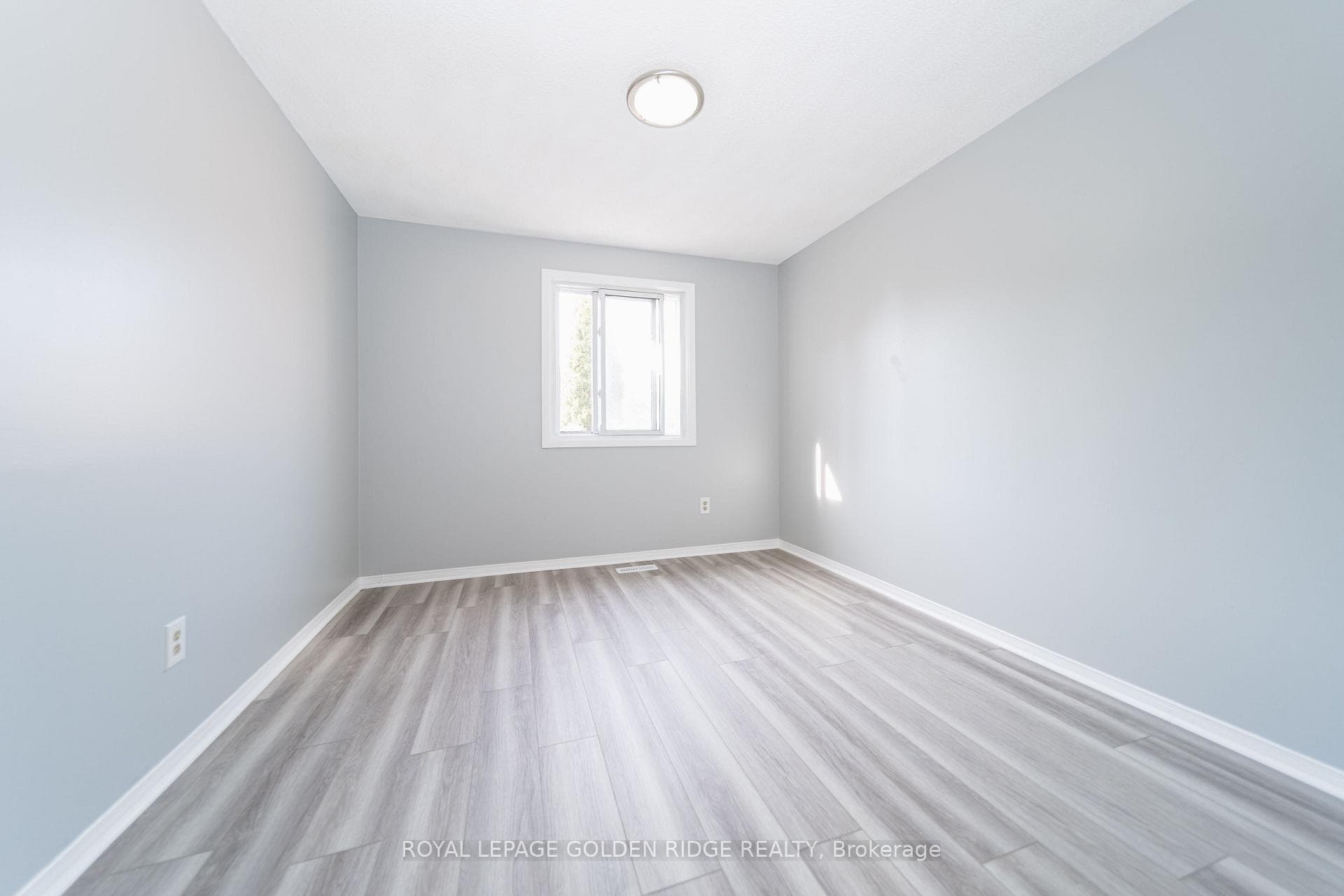 7 Split Maple Court photo 25