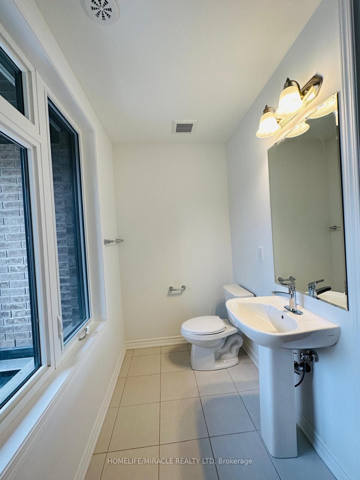 232 Keppel Circle photo 4