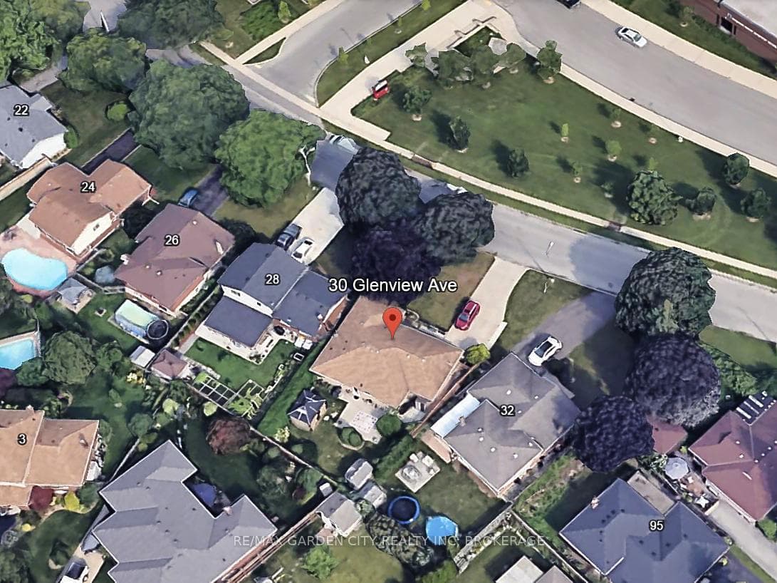 30 Glenview Avenue photo 45