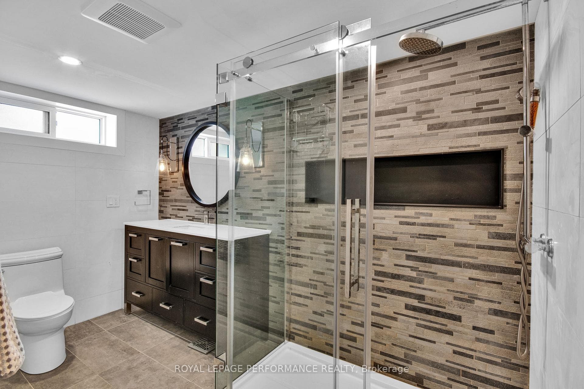 1321 Rustic Drive photo 15
