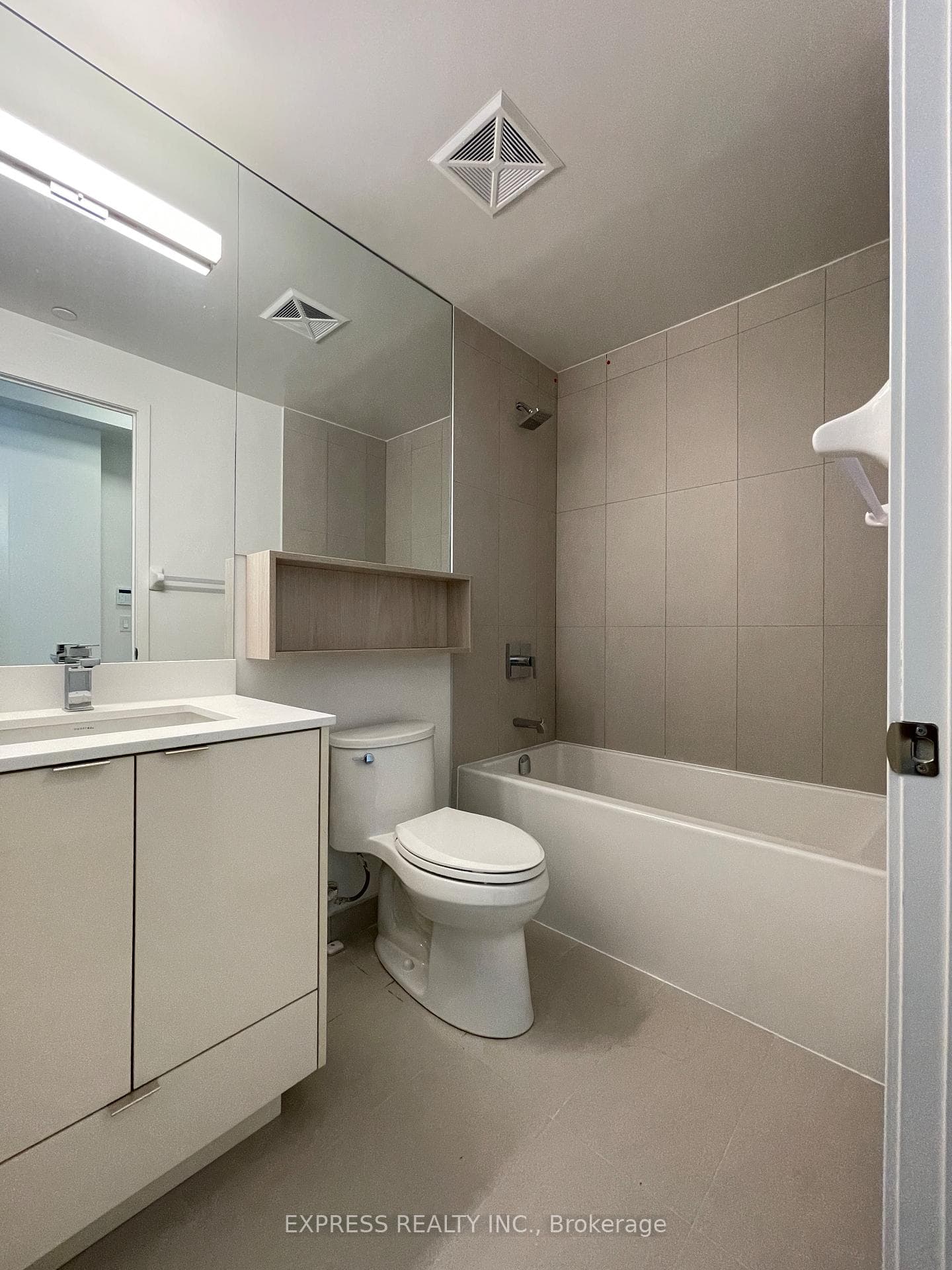 100 Dalhousie Street Unit 5012 photo 11