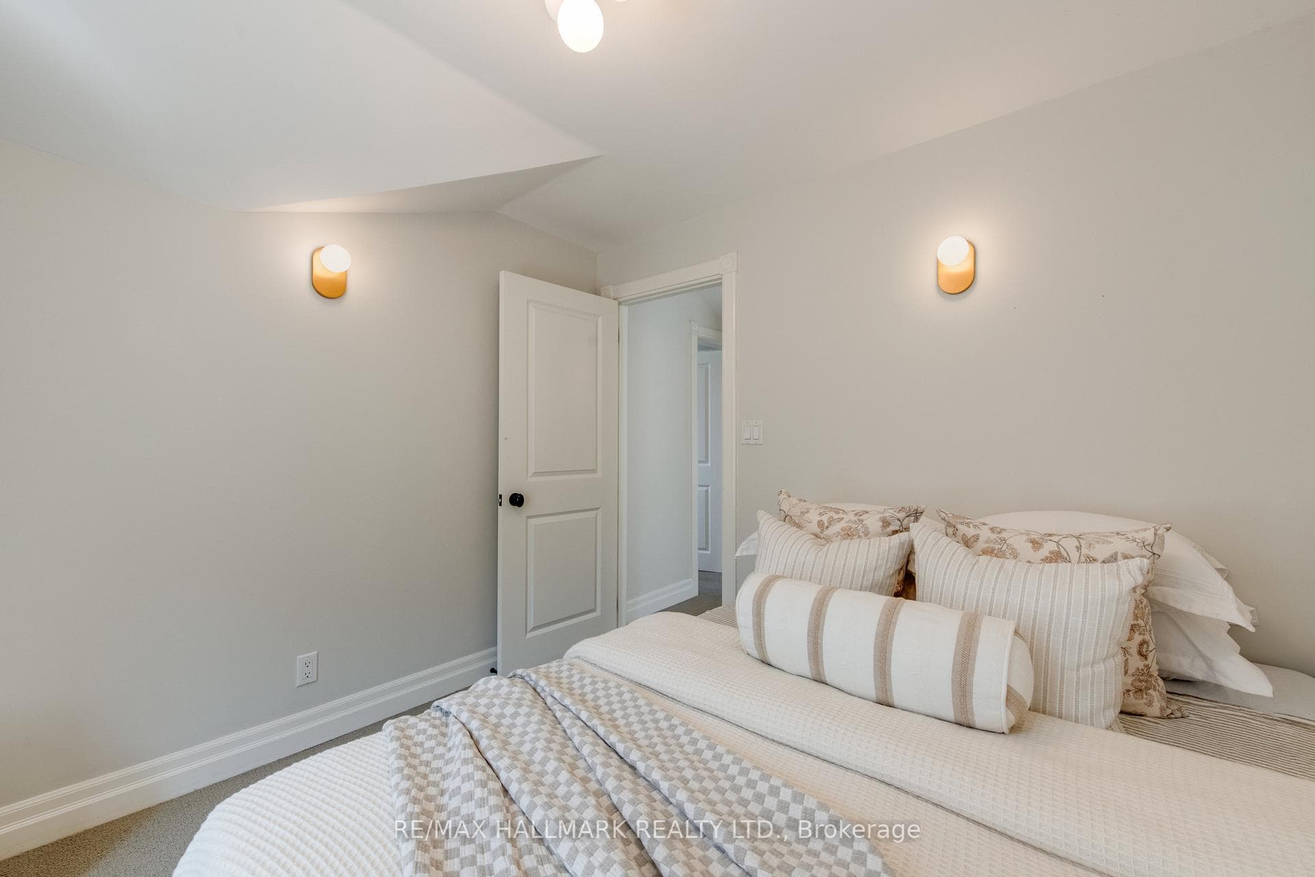 21 Eastwood Avenue photo 23