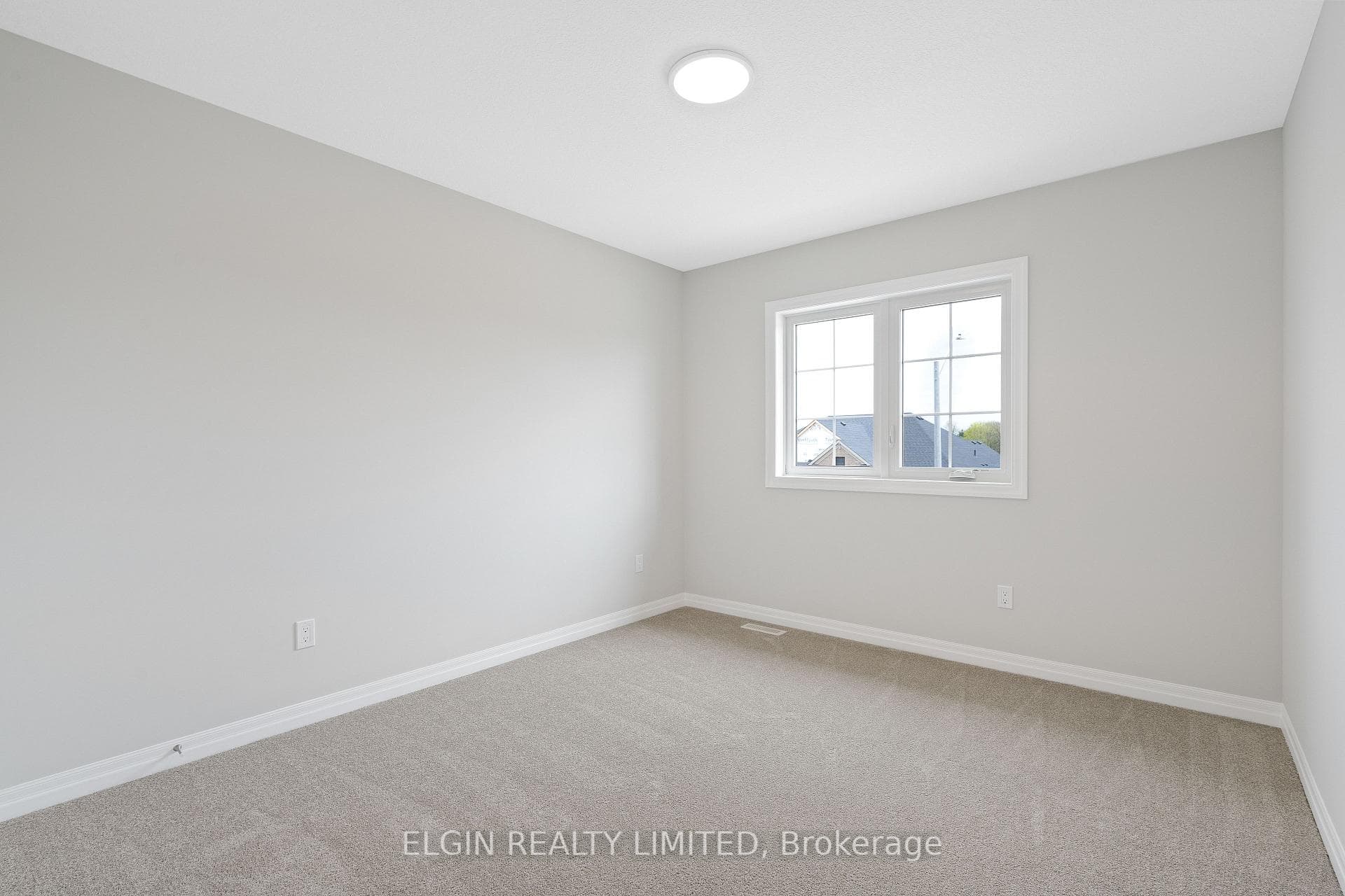 29 Hemlock Crescent photo 33