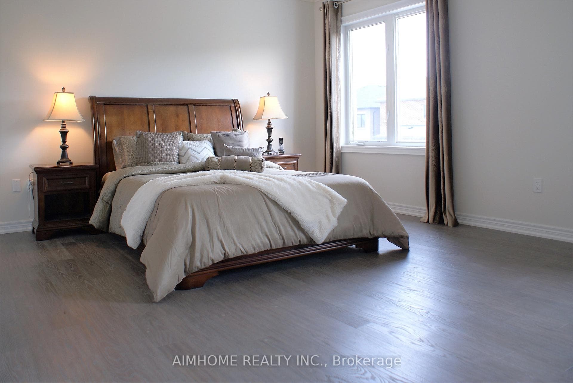 39 Scrivener Drive photo 15