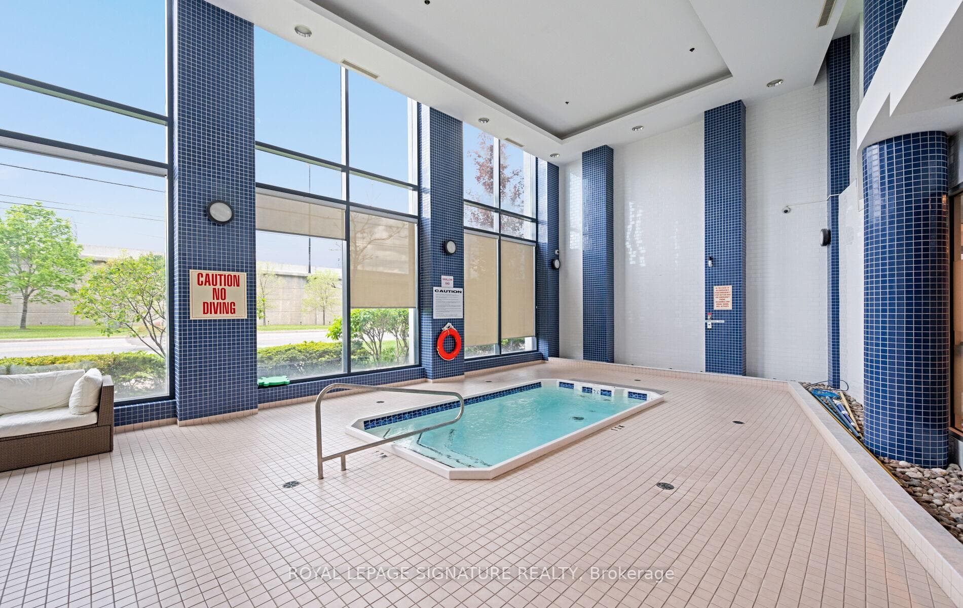 2083 Lake Shore Boulevard Unit 1613 photo 39