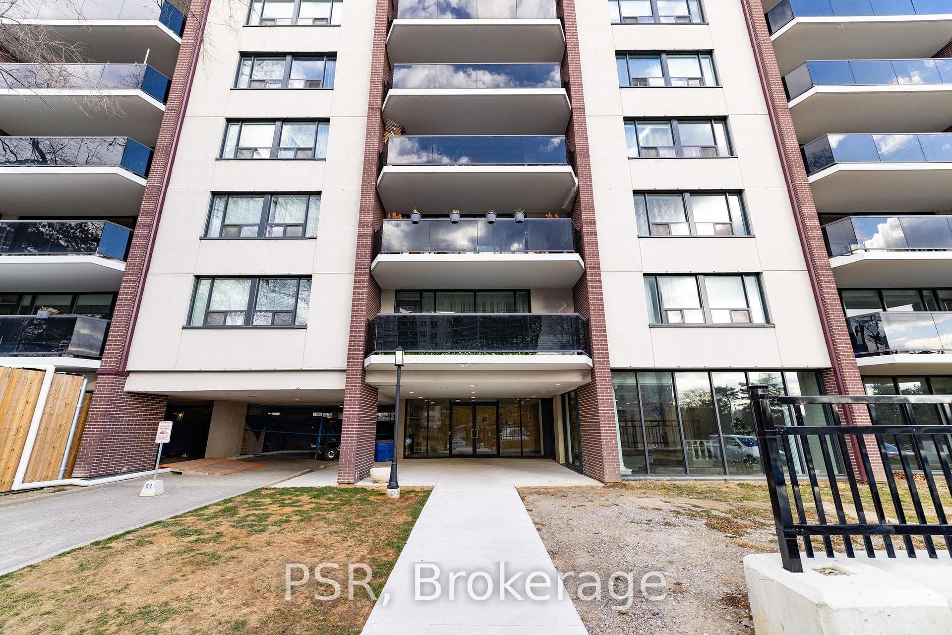 240 Markland Drive Unit 1003 photo 24