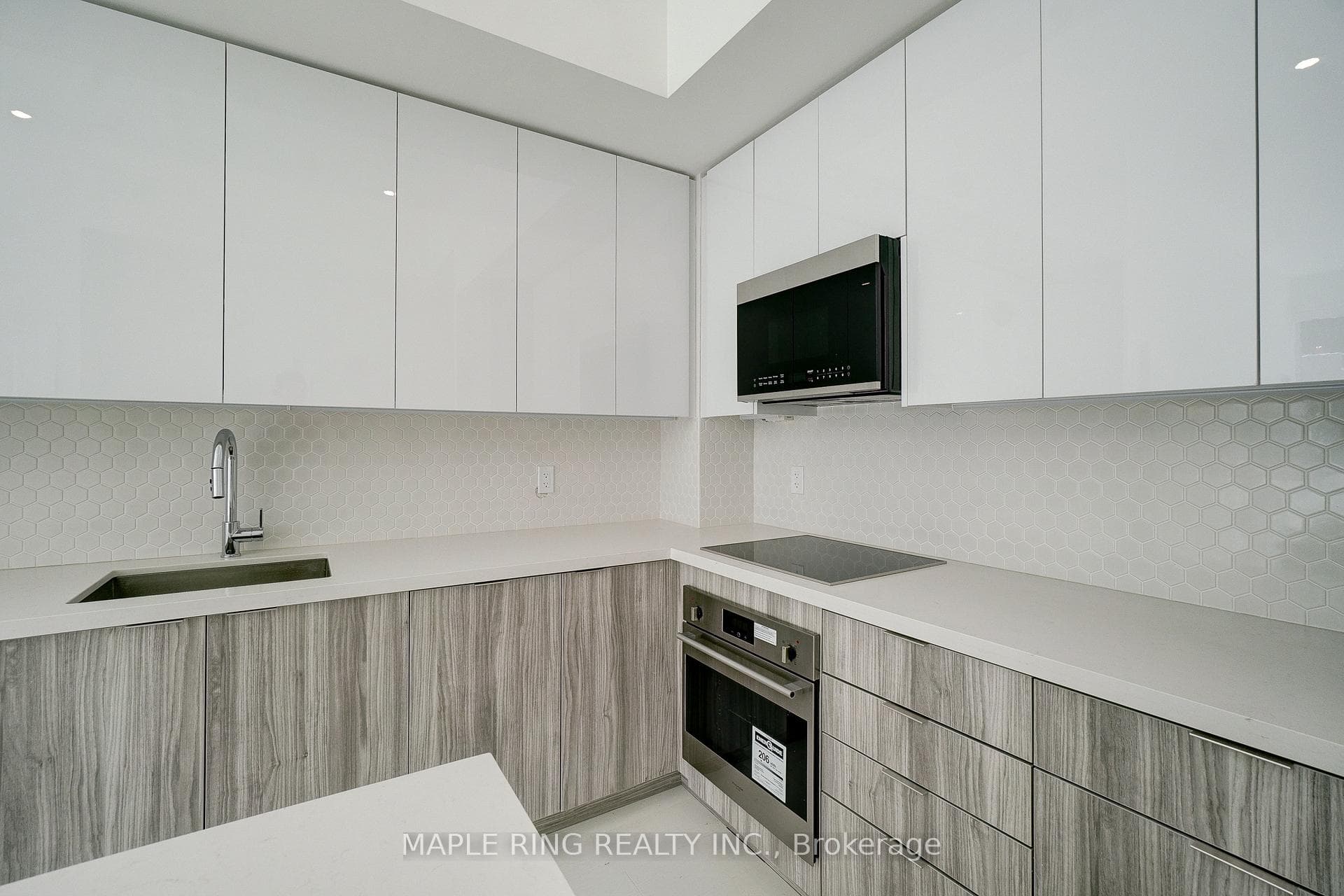 2489 Taunton Road Unit 358 photo 11