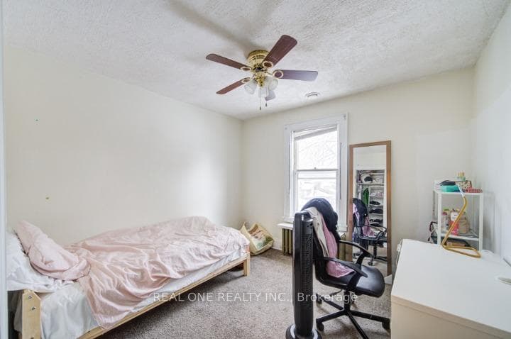 1212 King Street photo 18