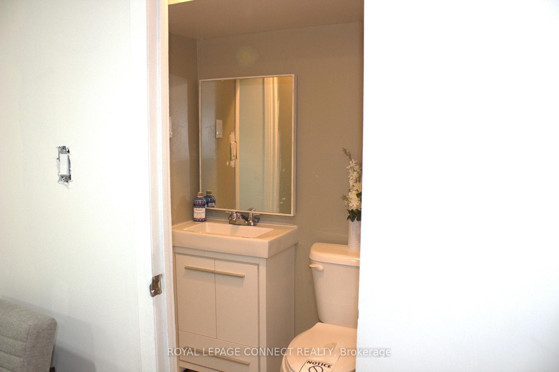 2451 Bridletowne Circle Unit 29 photo 39