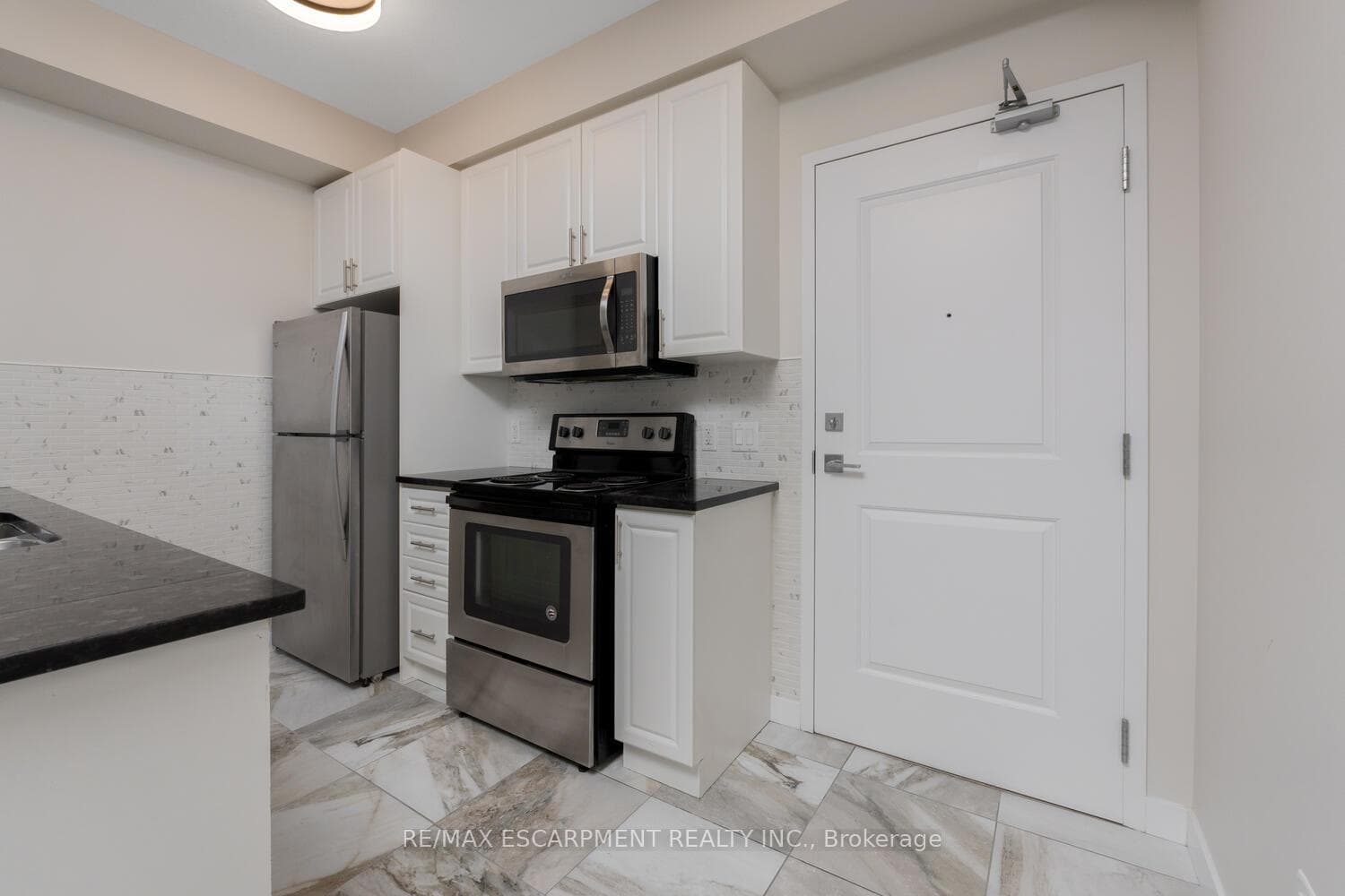 2490 Old Bronte Road Unit 308 photo 6