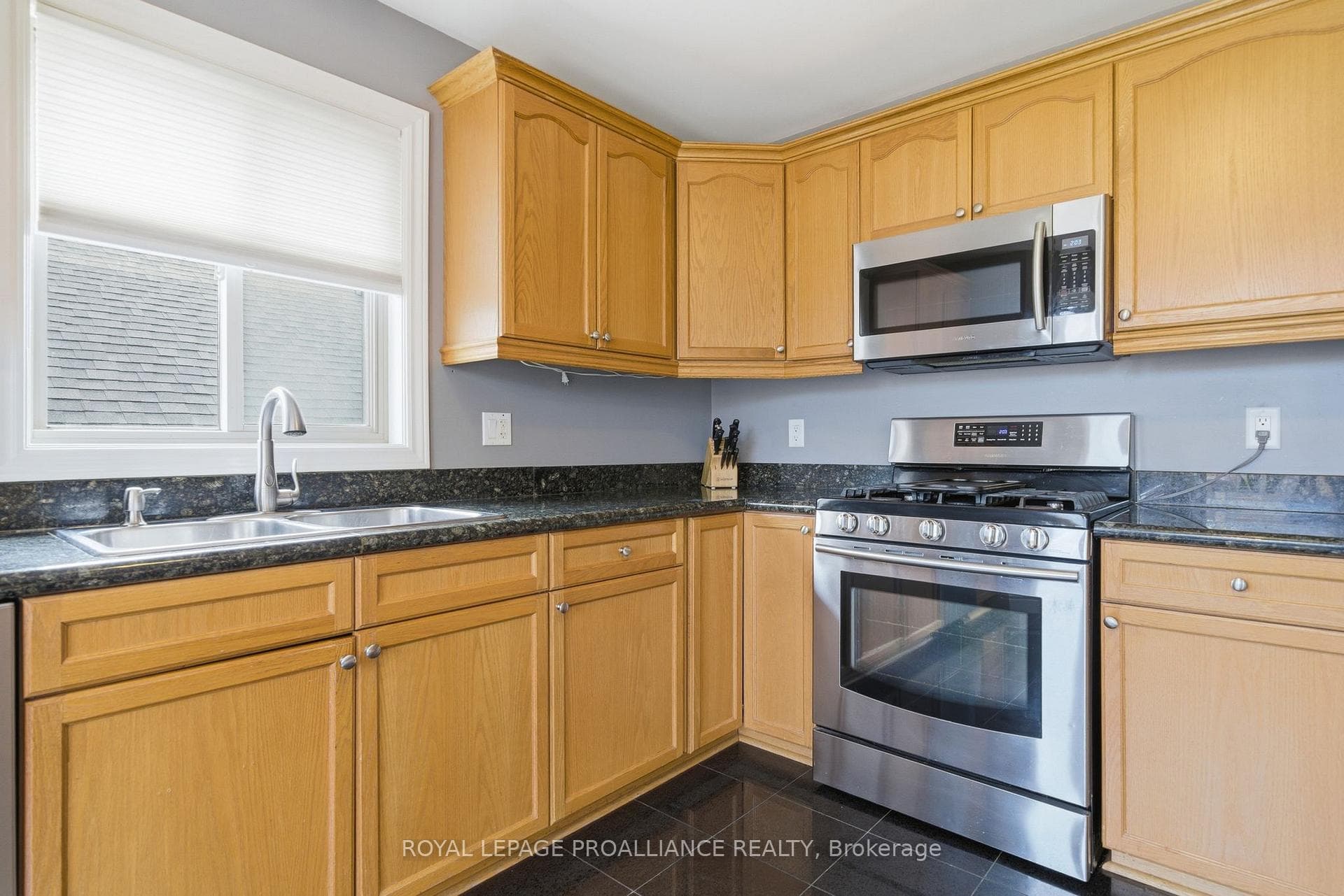 57 Finch Drive photo 16
