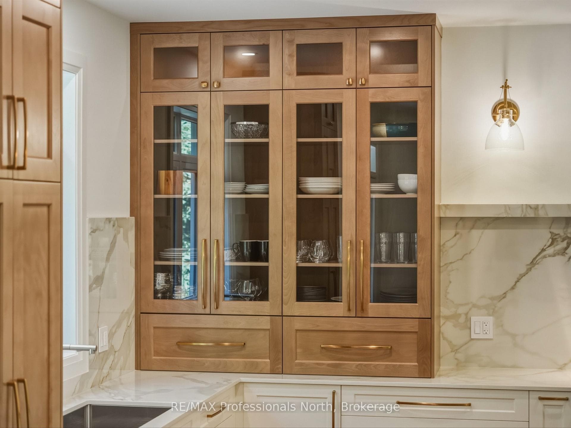 Custom cupboards