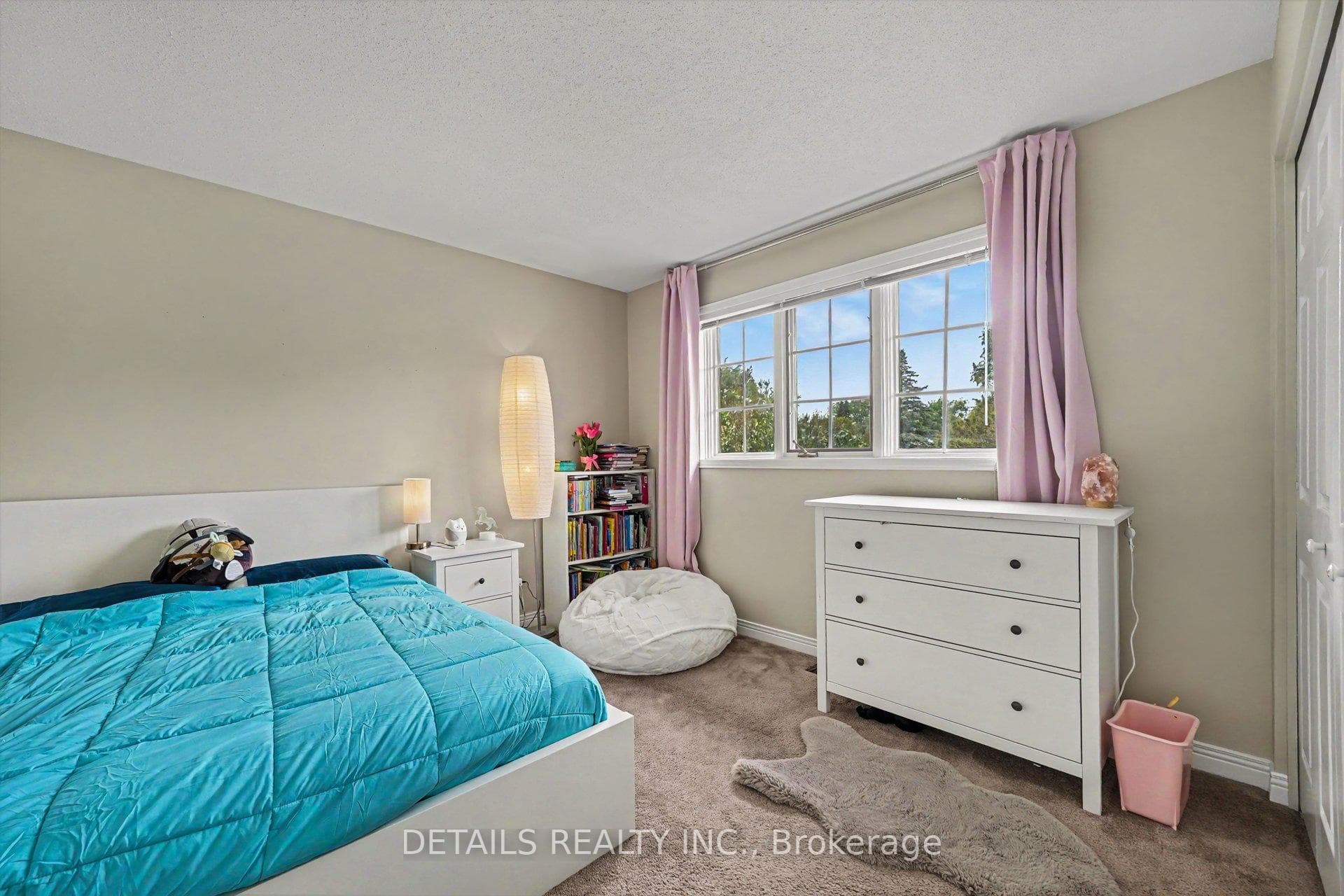 152 Foxfield Drive photo 23