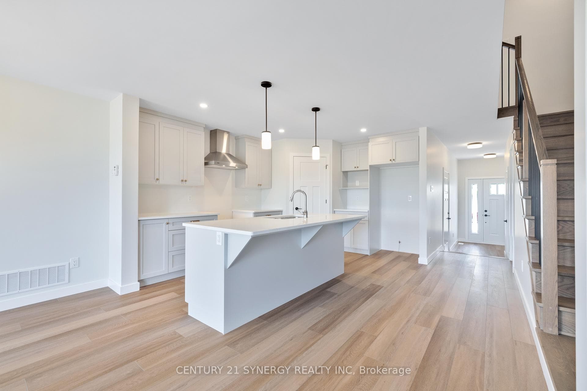 15 HELEN Street photo 14