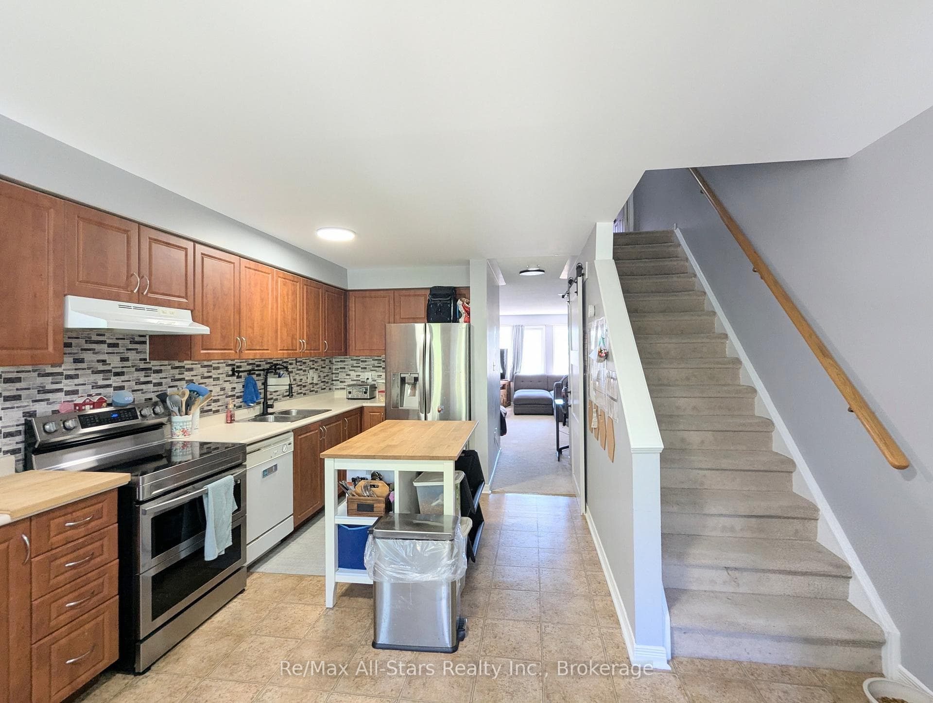 67 Brookside Street photo 4