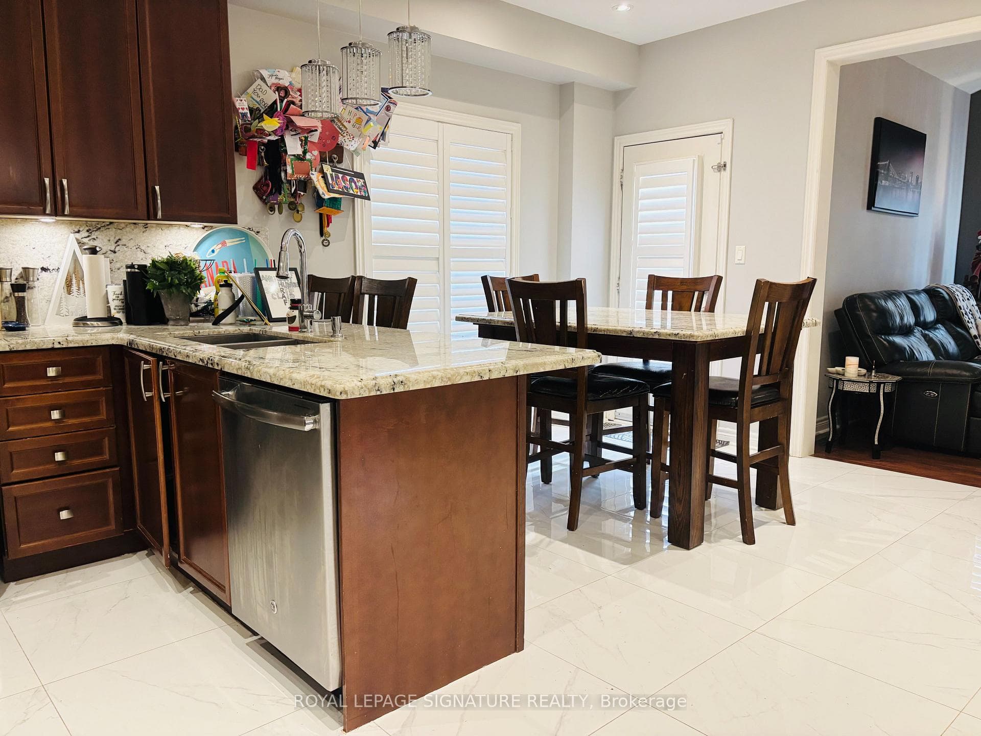 176 Mavrinac Boulevard photo 9