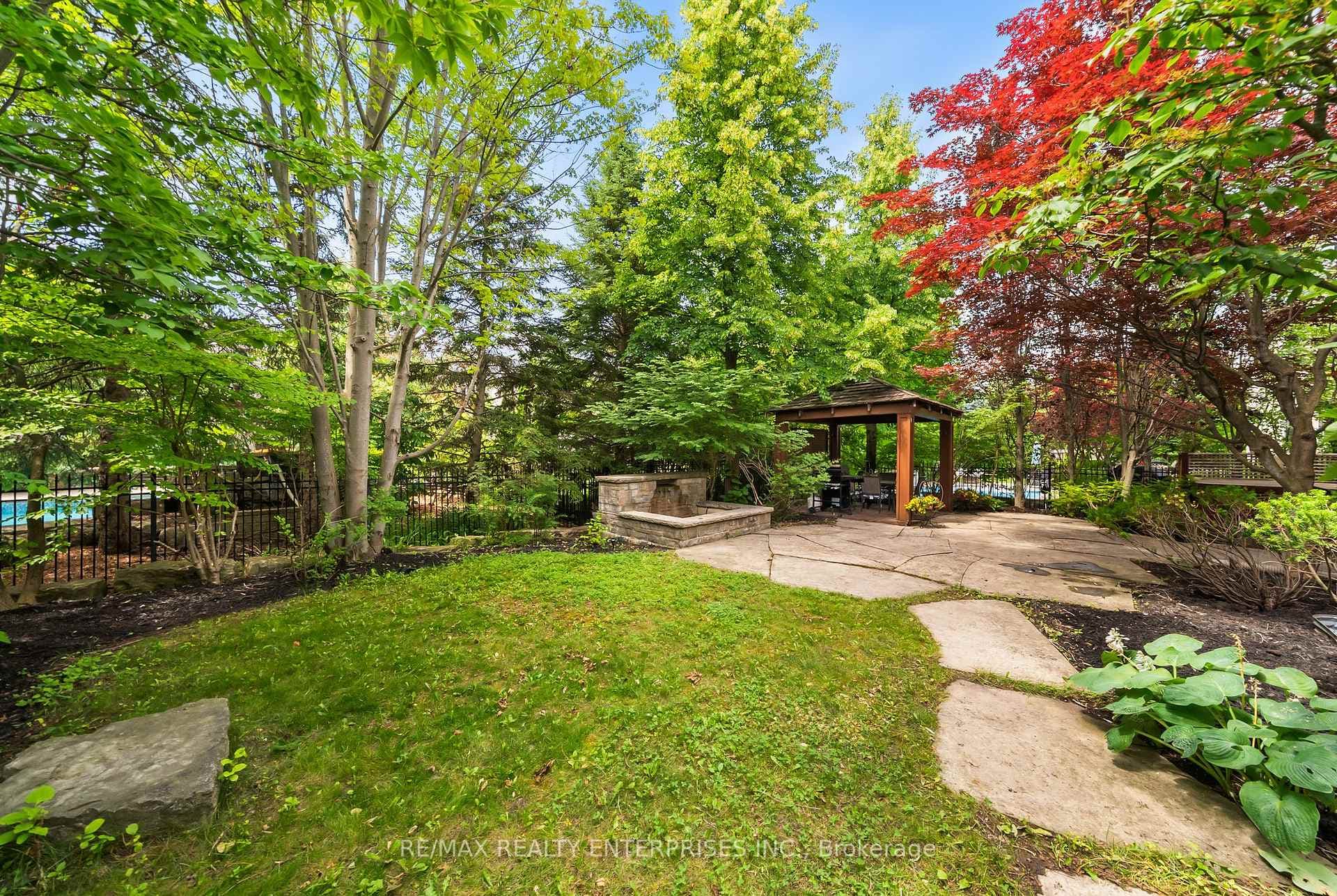 535 Canyon Street photo 43