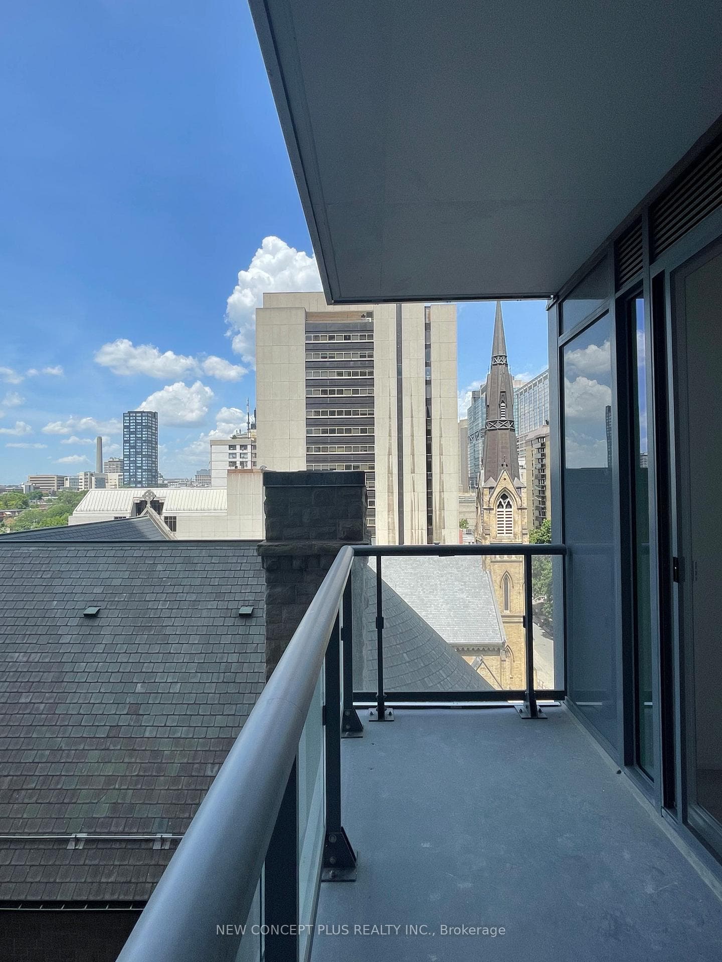 280 Dundas Street Unit 701 photo 17
