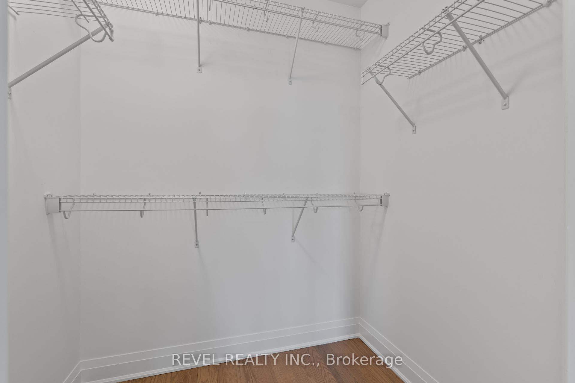 4064 Kadic Terrace photo 17