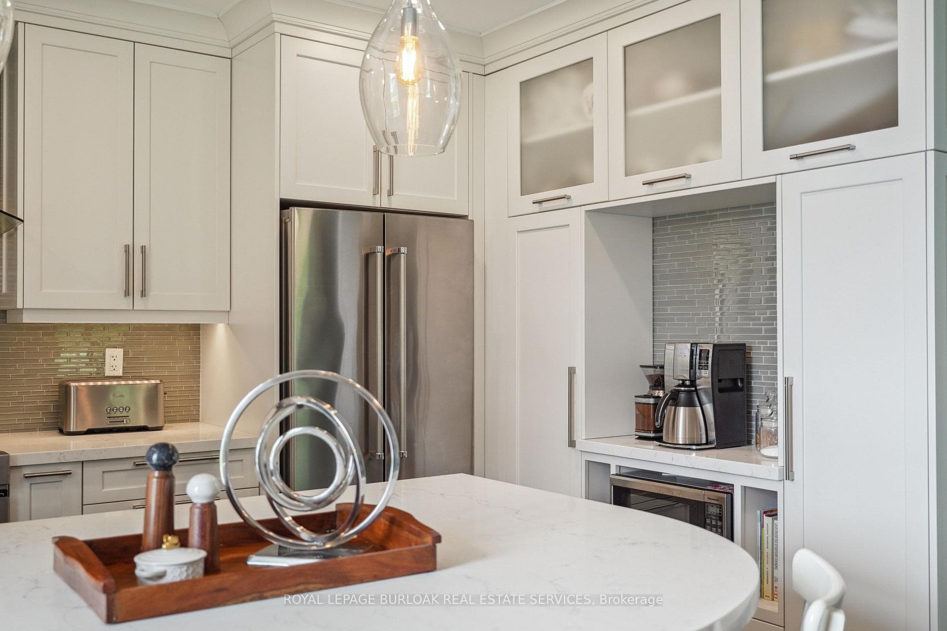 5250 Lakeshore Road Unit 106 photo 11