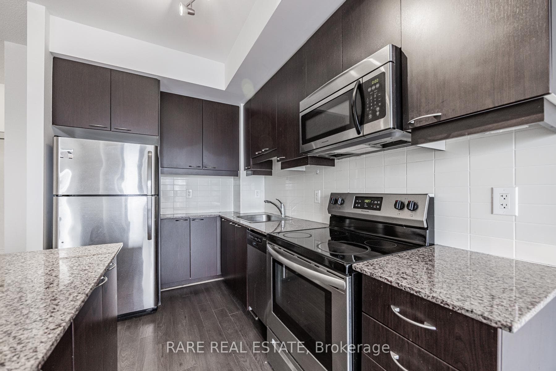 385 Prince Of Wales Drive Unit 2807 photo 11