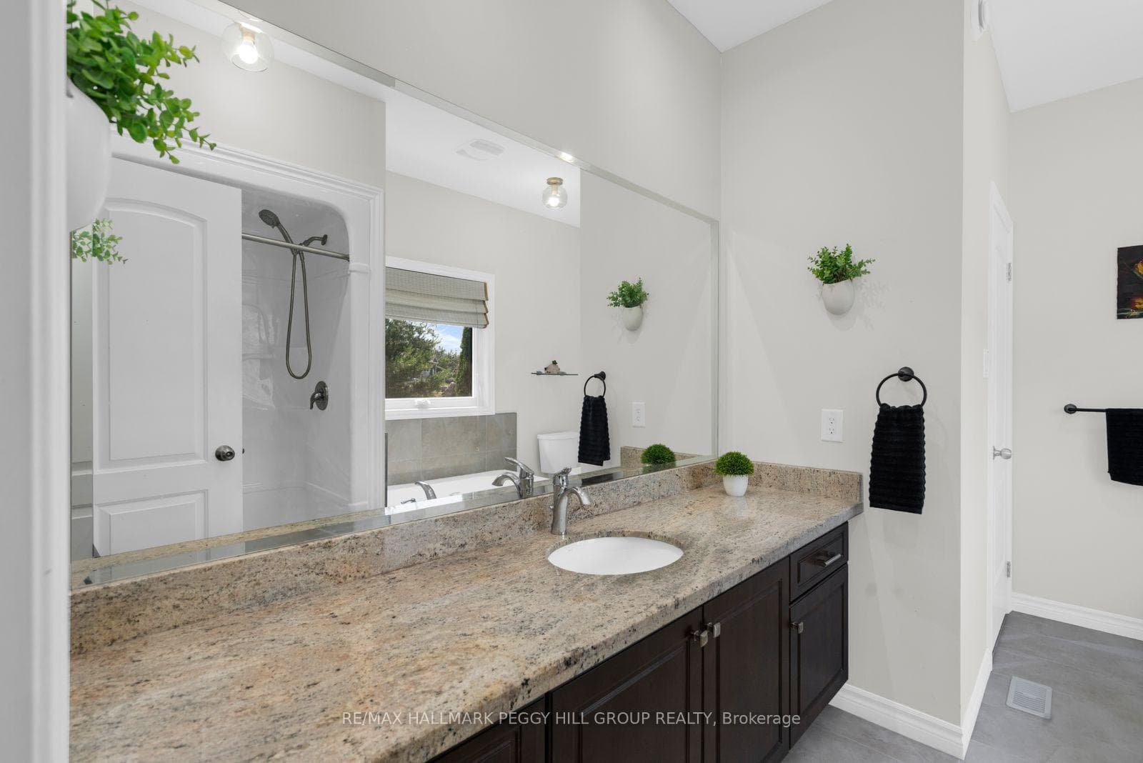 22 Bachly Avenue photo 8