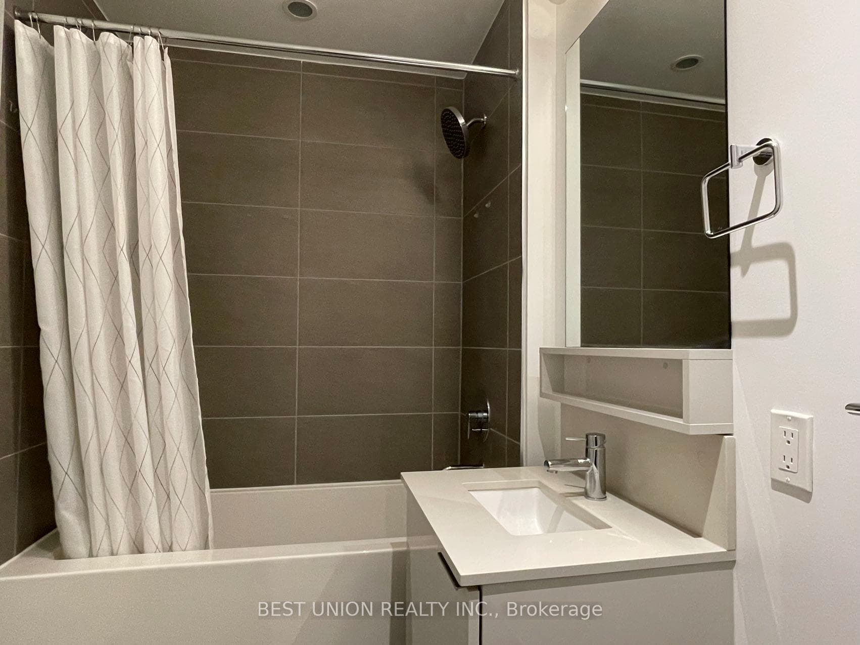 950 Portage Parkway Unit 1508 photo 7