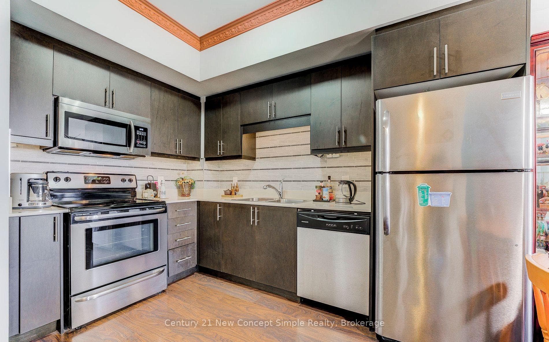 9500 Markham Road Unit 520 photo 7