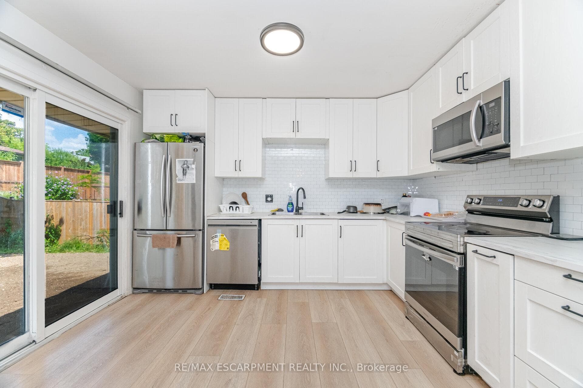 214 Forest Hill Drive Unit Upper photo 10