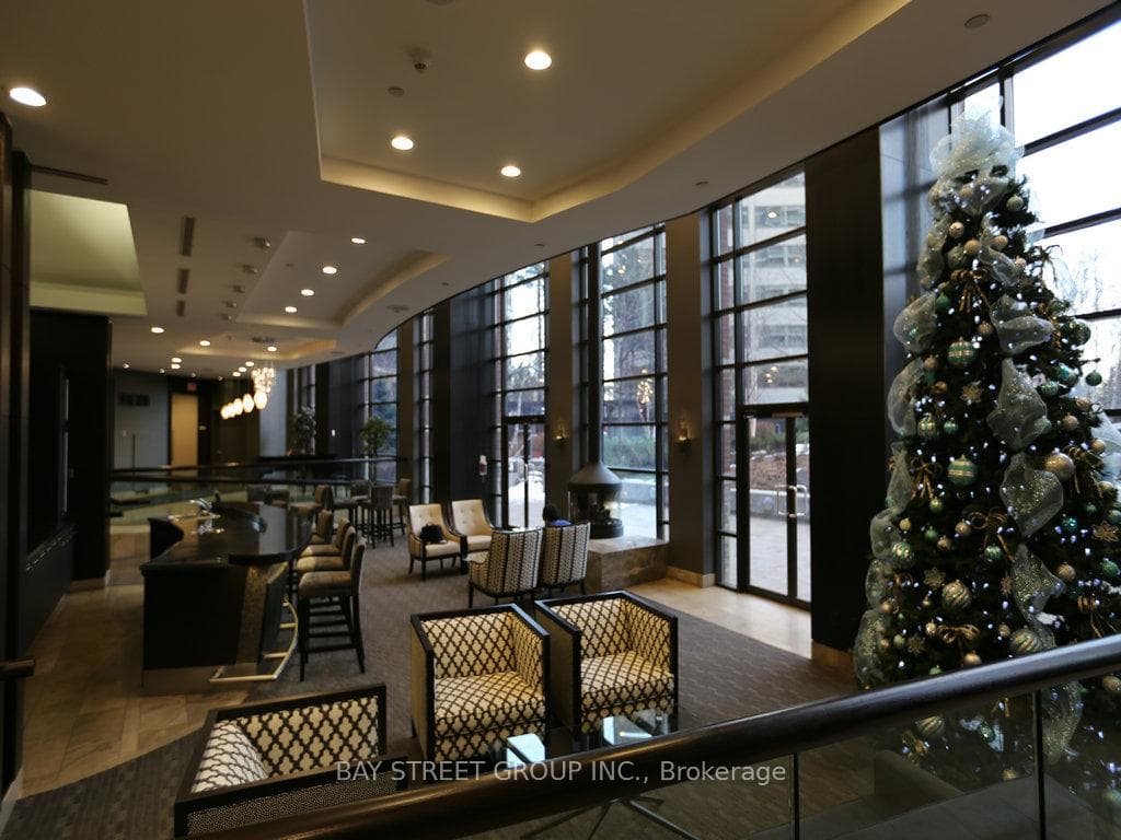 23 Sheppard Avenue Unit 608 photo 3