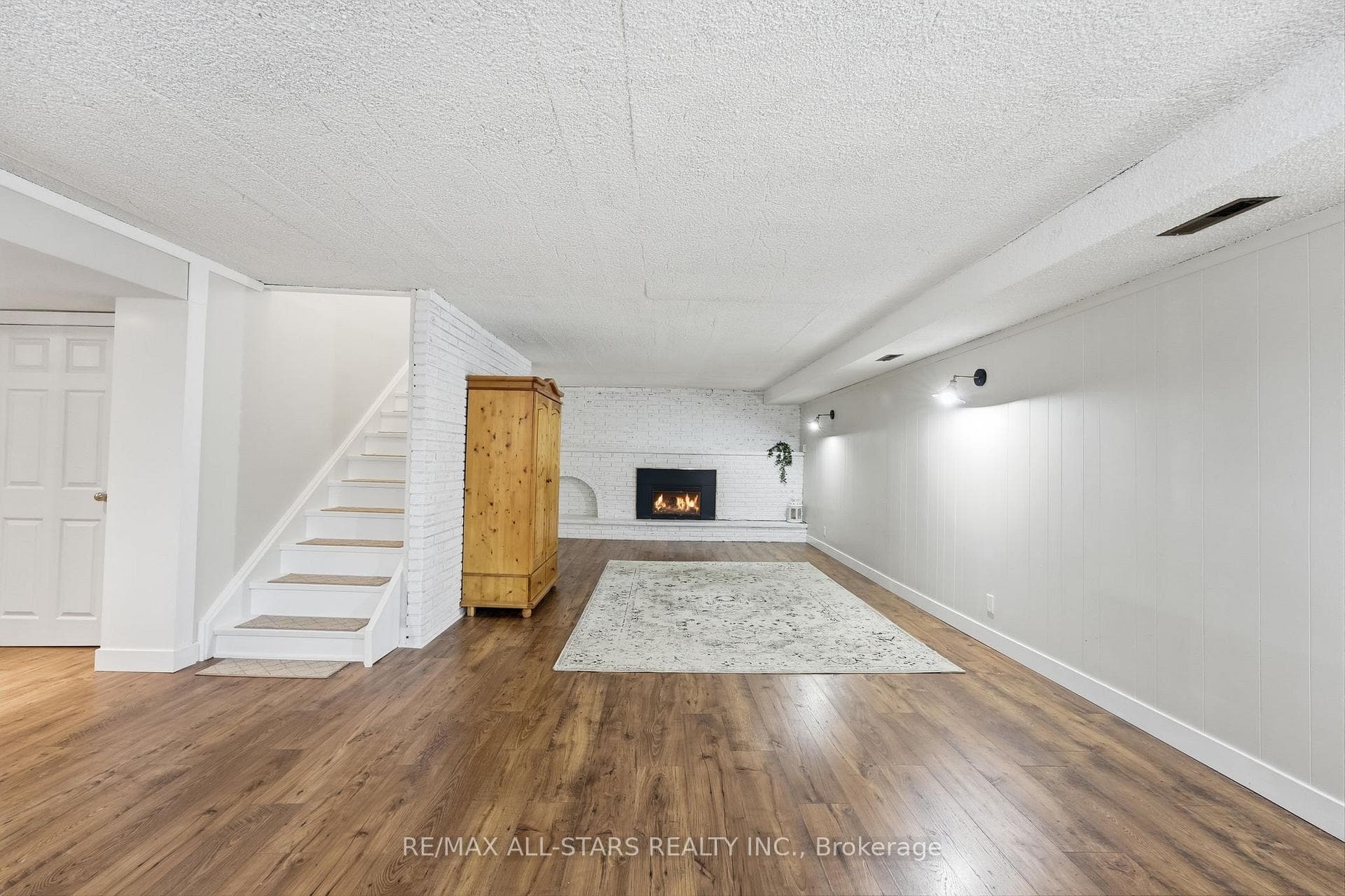 Huge rec room with gas fireplace