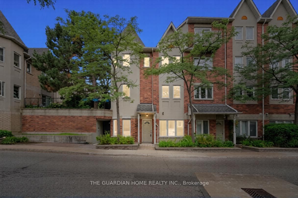 28 Rosebank Drive Unit 705 photo 1