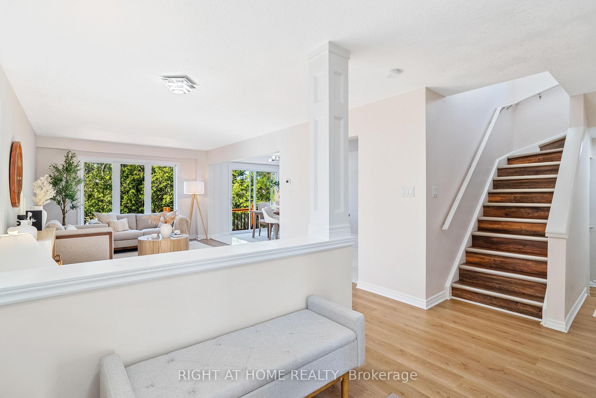 754 Hedgerow Place photo 7