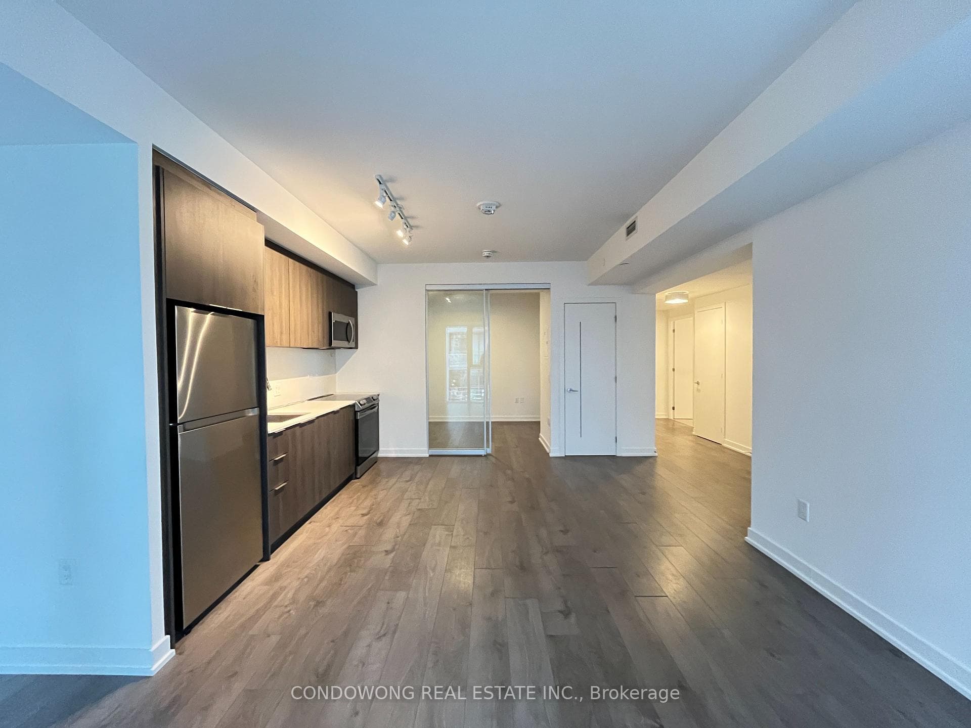 357 King Street Unit 2309 photo 4