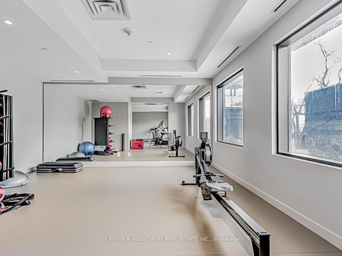 55 Ontario Street Unit 1403 photo 17