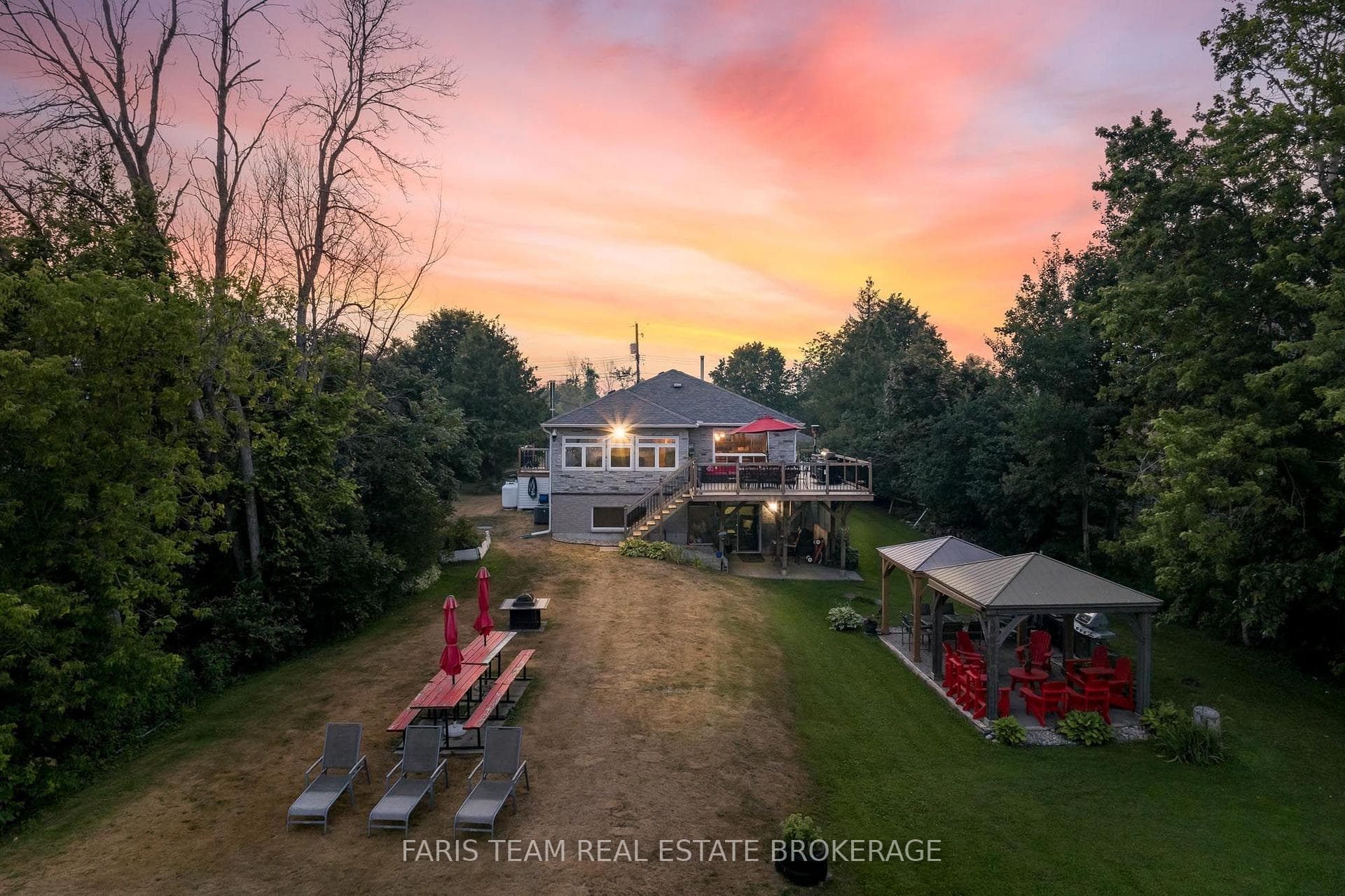 93 Silver Birch Crescent photo 1