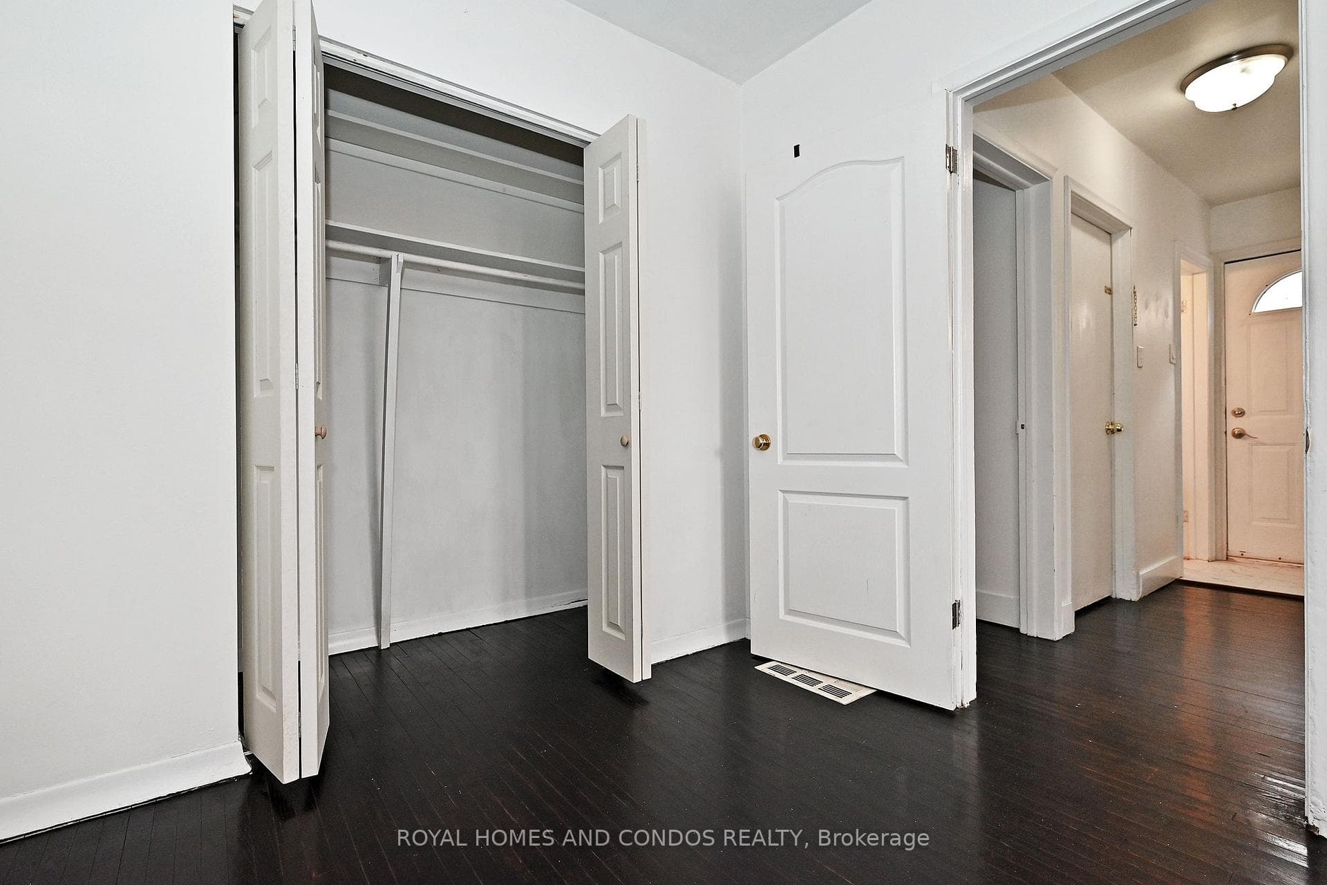 40 Pender Crescent Unit Lower photo 24