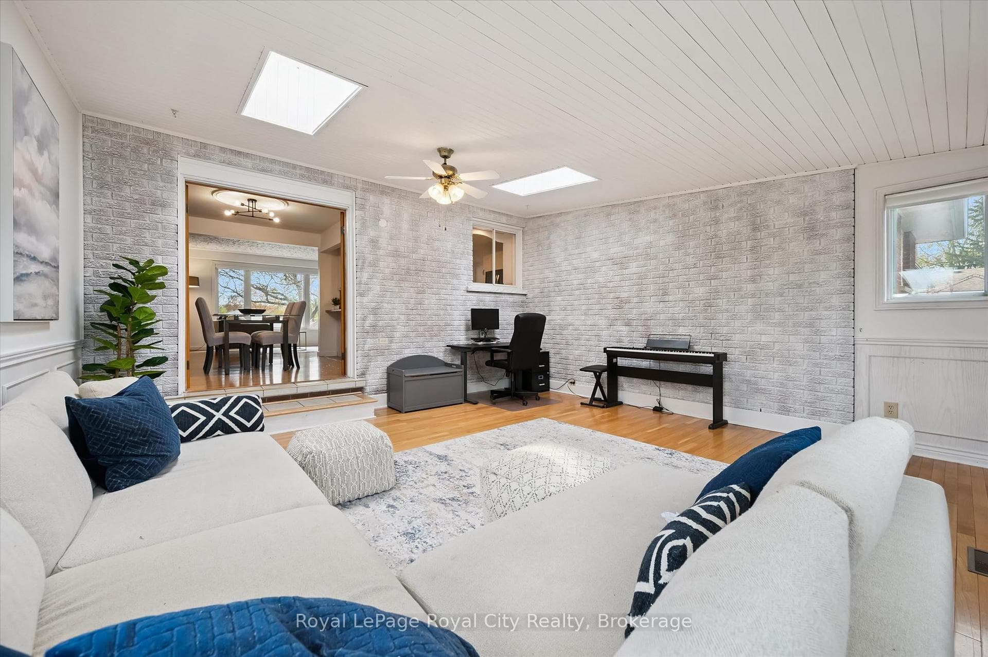 637 Cedargrove Place photo 30