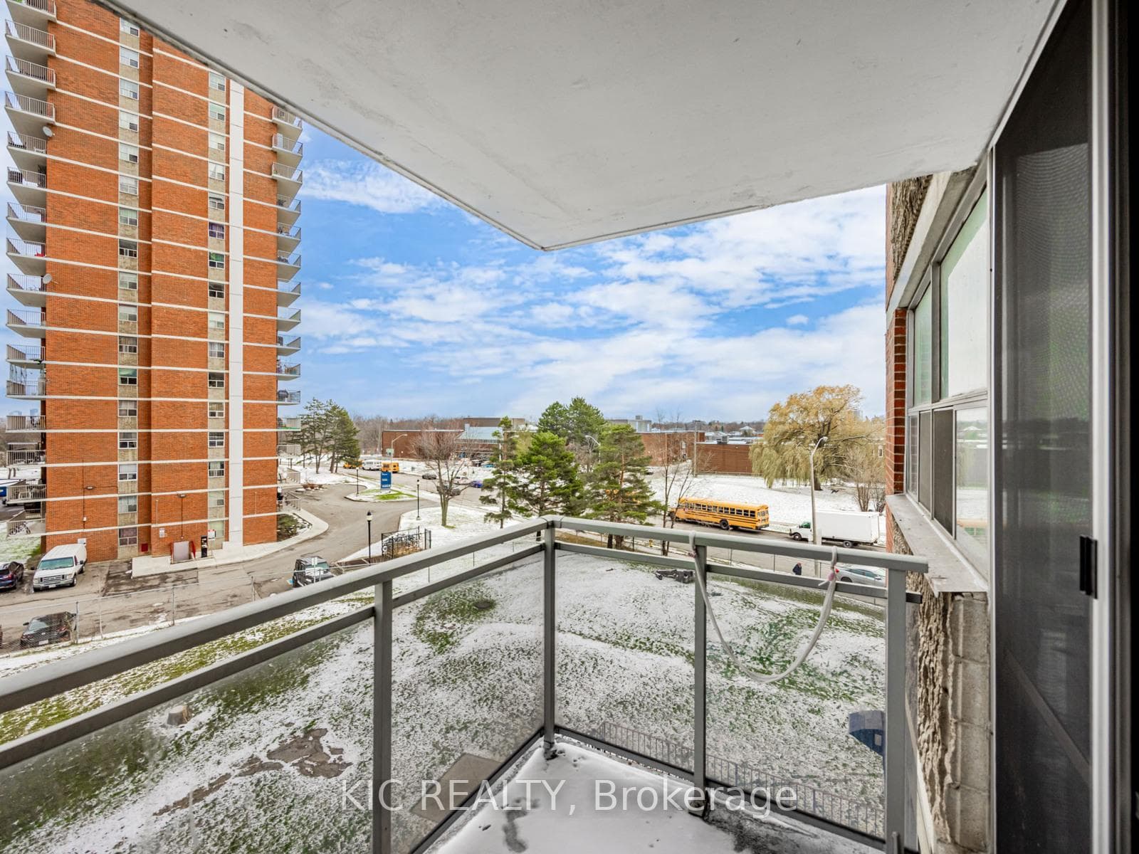 2645 KIPLING Avenue Unit 403 photo 16