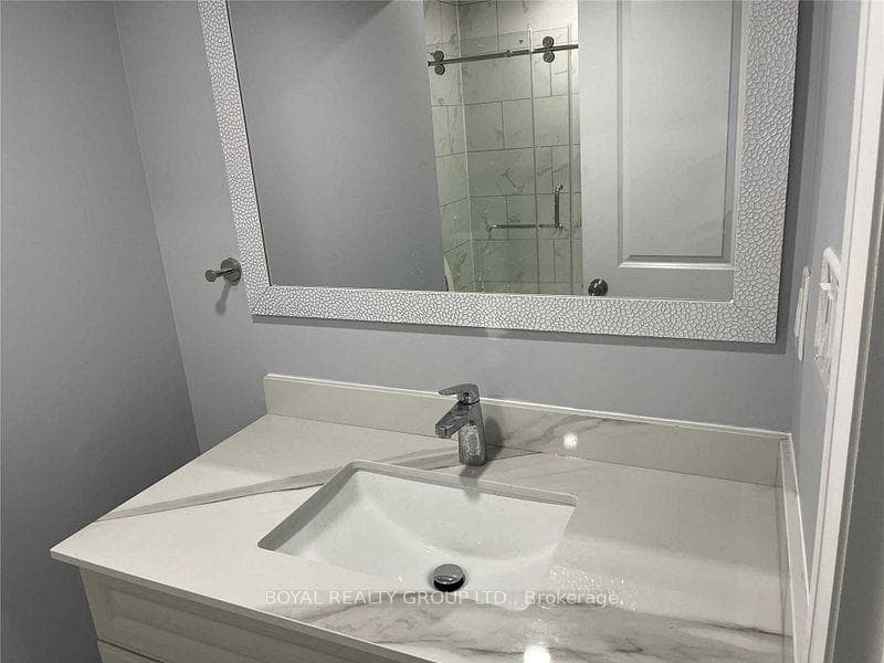 24 Leopard Gate Unit Bsmt photo 7
