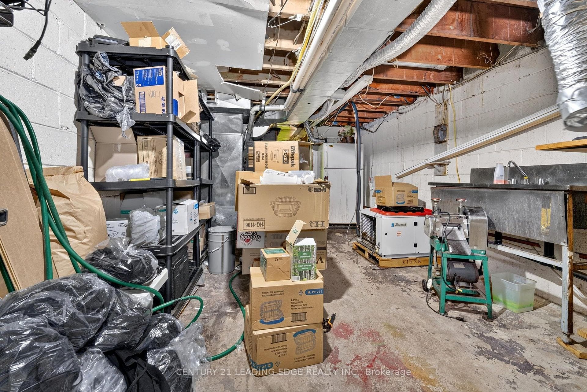 741 Pharmacy Avenue photo 35