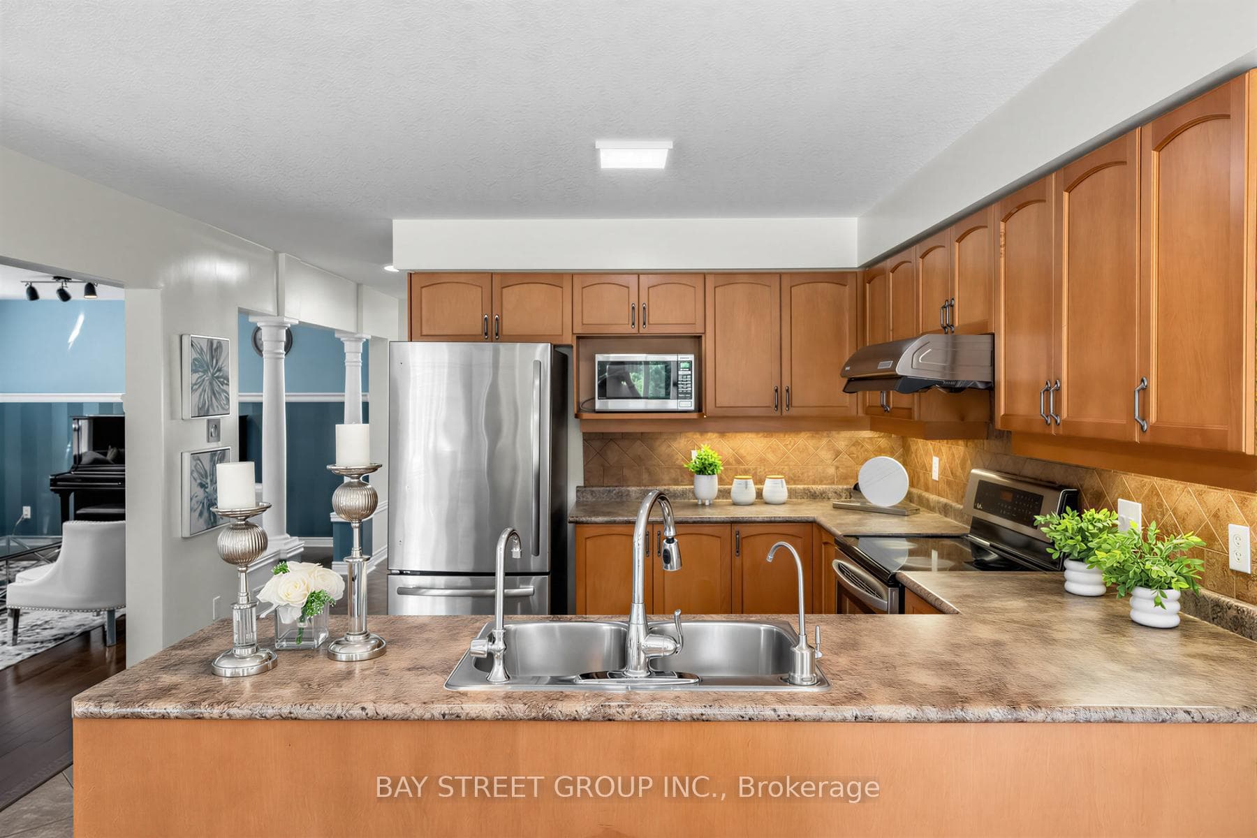 63 Dubrick Crescent photo 10
