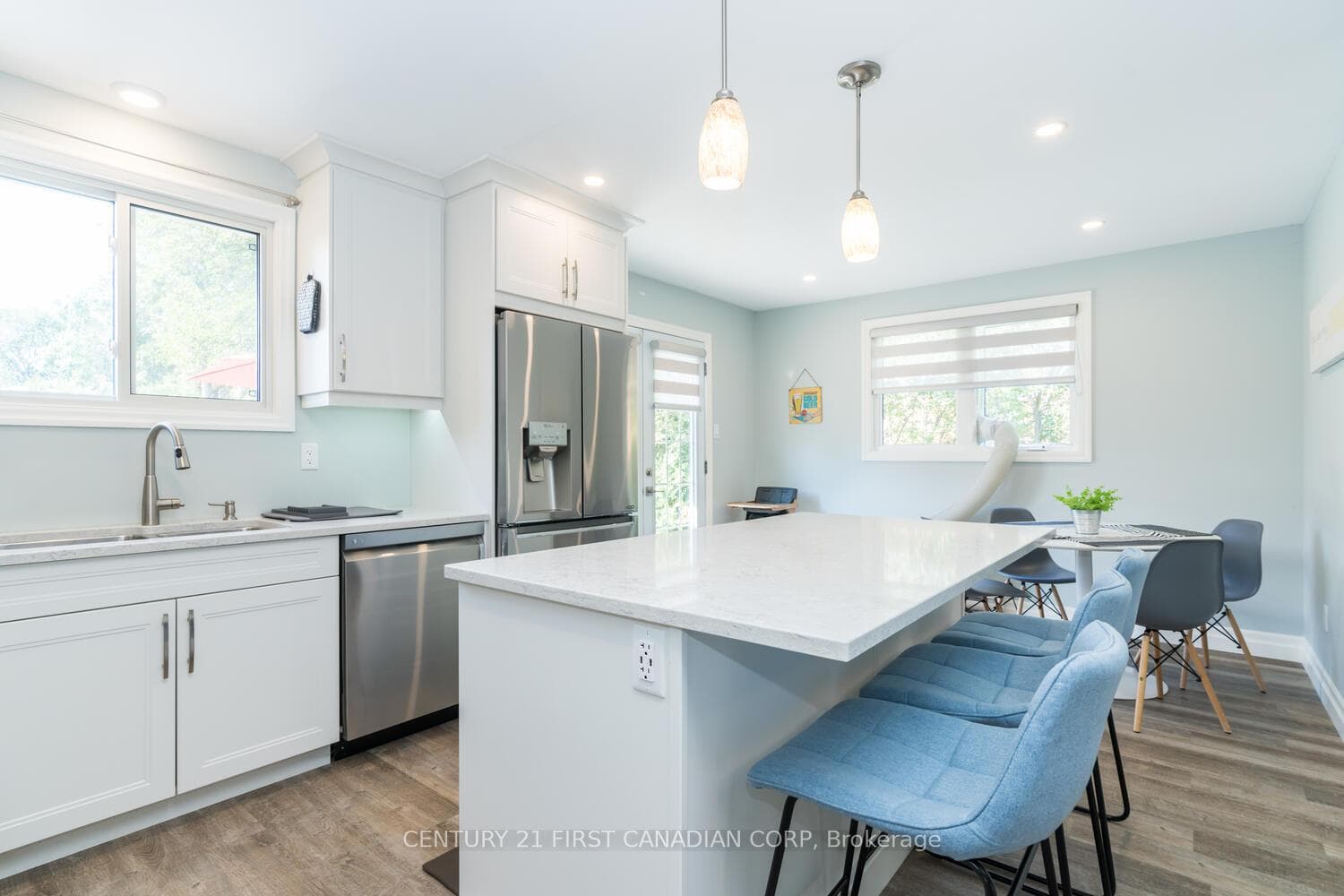 7583 Biddulph Street photo 5