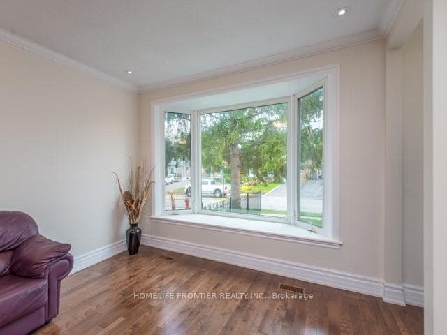 229 Neal Drive photo 3