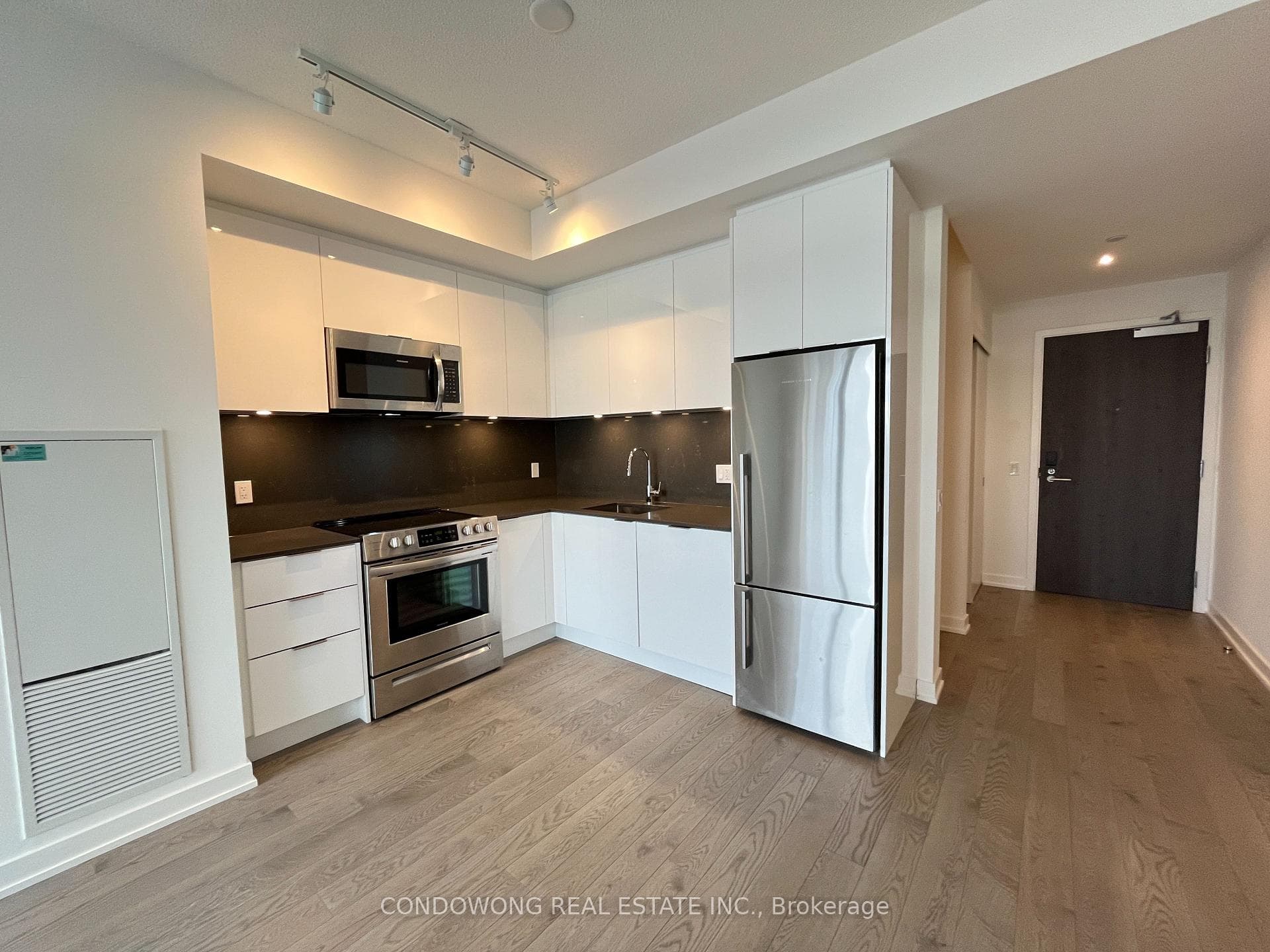 25 Richmond Street Unit 2909 photo 7