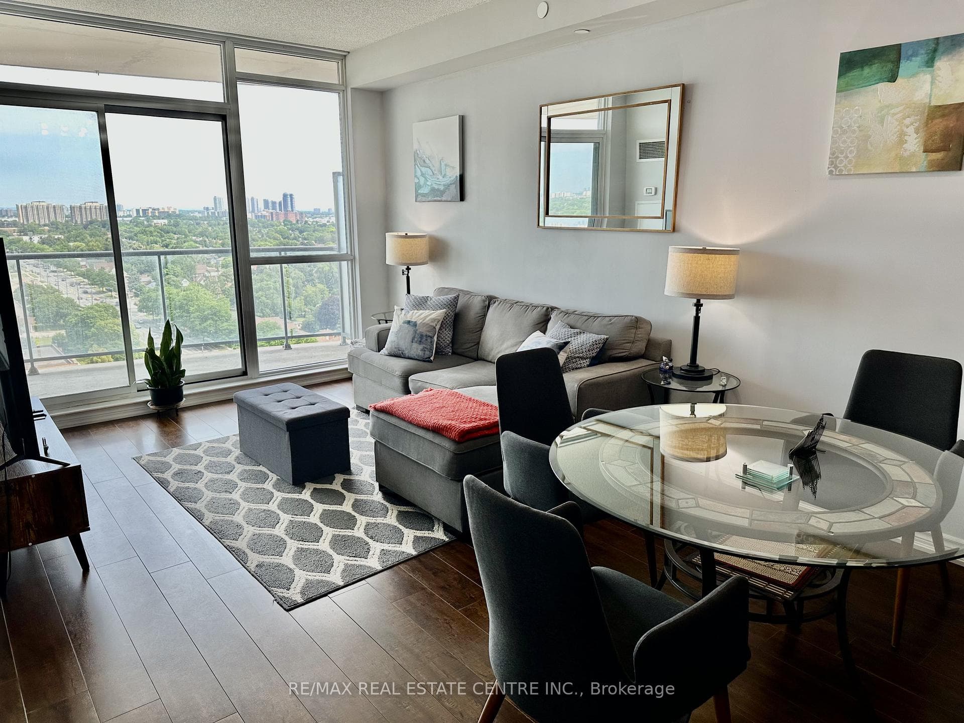 1328 Birchmount Road Unit 1806 photo 18